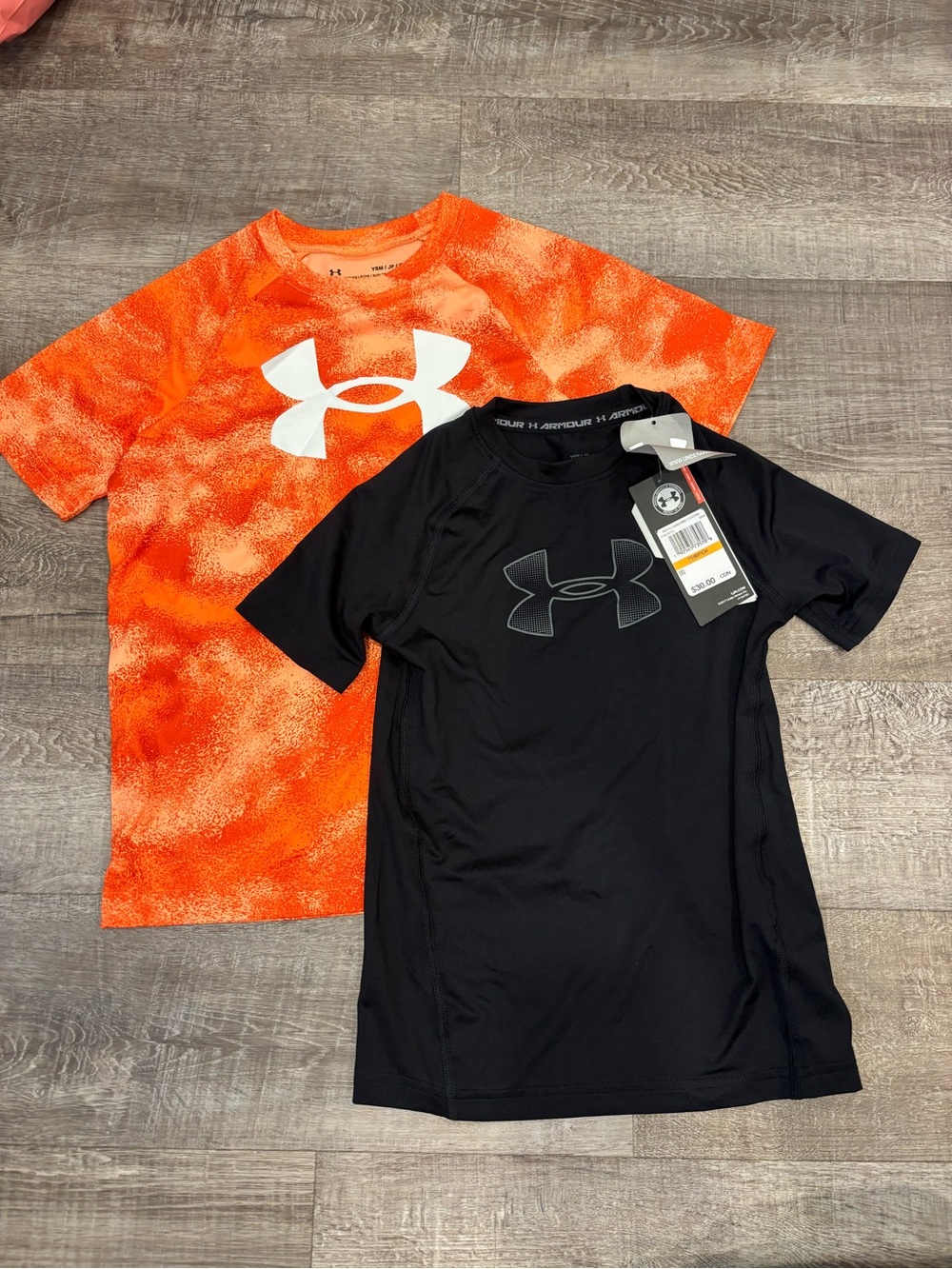 Under Armour Orange Pattern & Black Short Sleeve Active Tees